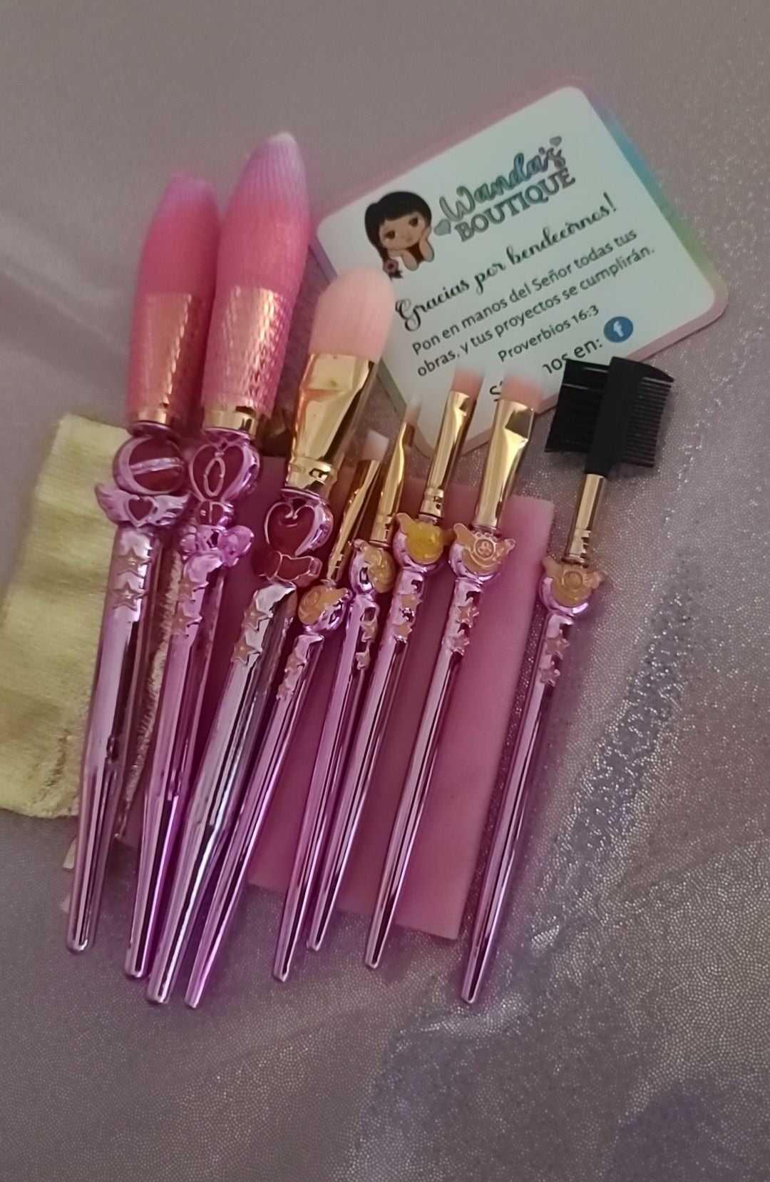 Themed makeup brushes